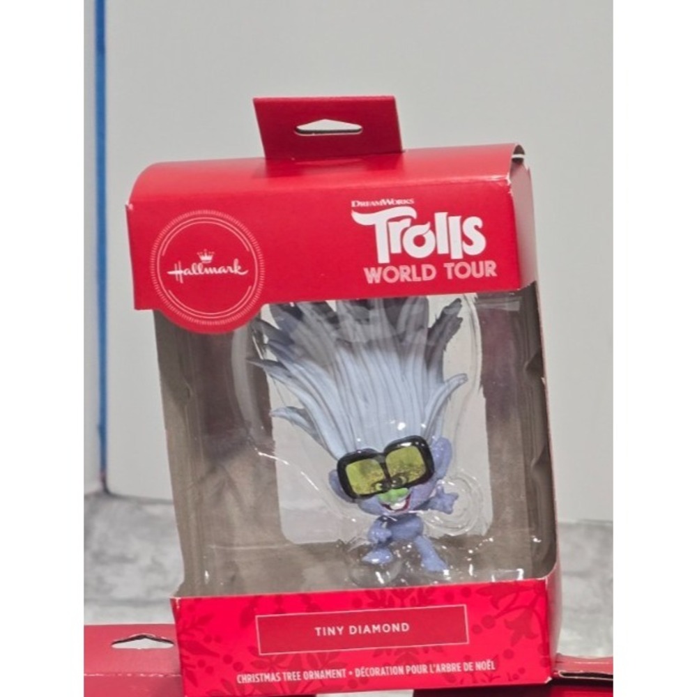 Hallmark DreamWorks Trolls World Tour‎ TINY DIAMOND Christmas Tree Ornament 2020